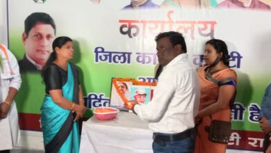 Photo of जिला कांग्रेस कार्यालय में कस्तूरबा गांधी की जयंती, मौलाना आजाद एवम डॉ खूबचंद बघेल की पुण्यतिथि मनाई गई।