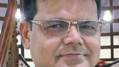 Photo of अटल आवास का छज्जा गिरा और शहर सरकार फोटो खींचने में व्यस्त