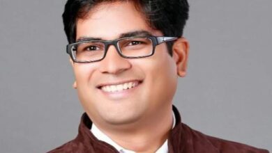 Photo of अहसान मेरे दिल पे तुम्हारा है दोस्तों – ओपी
