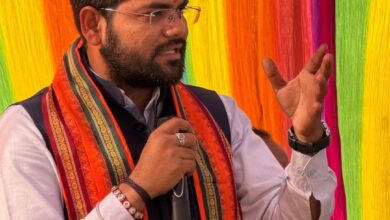 Photo of वेलेंटाइन डे मनाने की बजाय युवा माता पिता की पूजा कर सम्मान करे – सुमीत शर्मा