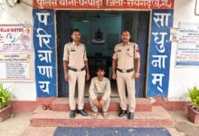 Photo of शराब पीने के लिए पैसे नहीं देने पर पत्नी के सिर और हाथों पर डंडे से किया प्राणघातक हमला