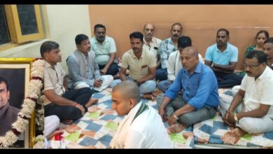 Photo of किरोड़ी तायल के दशकर्म मे श्रद्धांजलि देने पहुँचे विधायक लालजीत राठिया